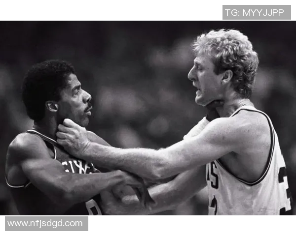 重庆篮球队实力之争引发热议球迷观点各异引发广泛讨论 重庆篮球队实力之争引发热议球迷观点各异引发广泛讨论